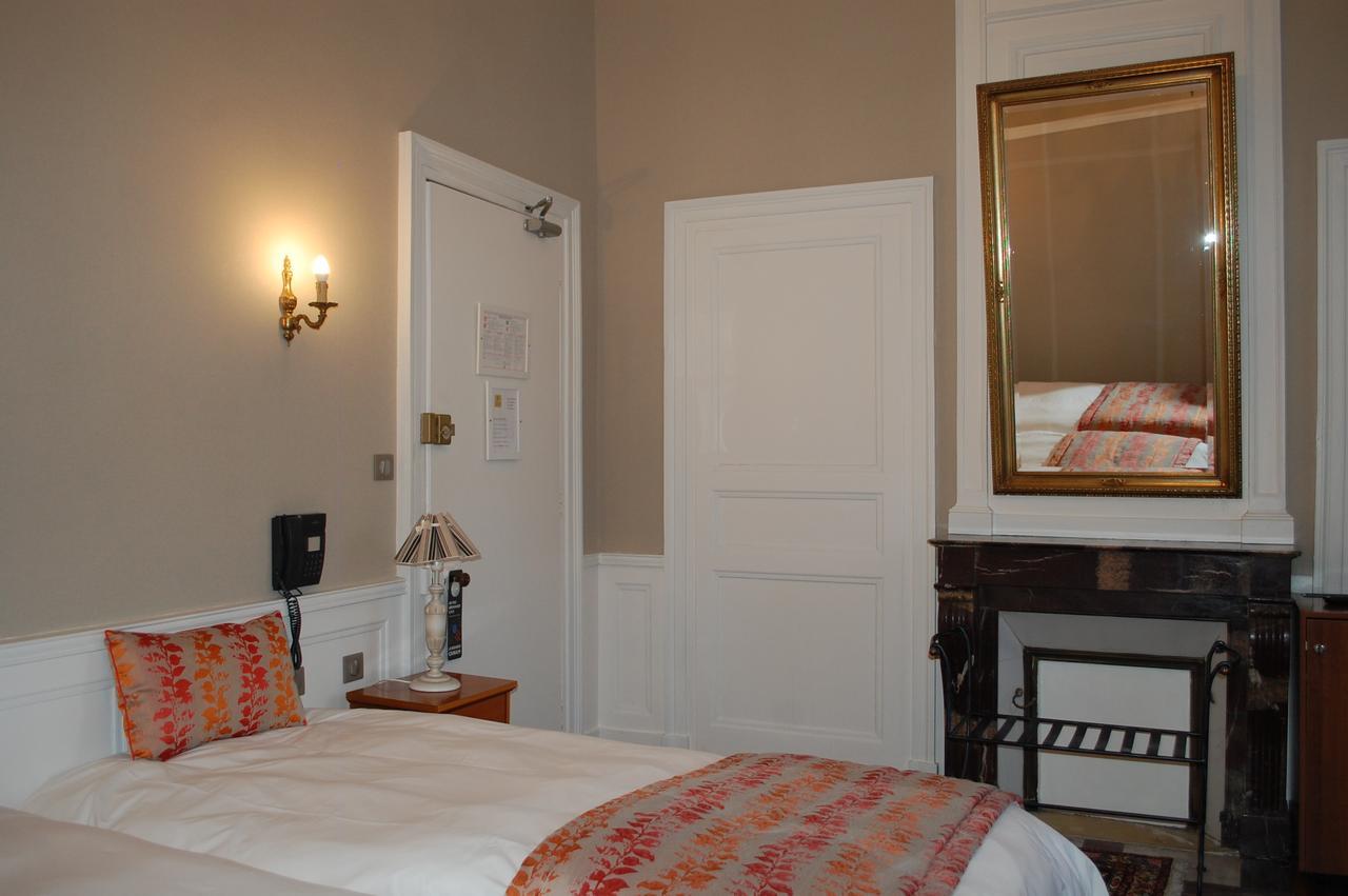 Logis Hotel L'Europe Pontivy Bagian luar foto