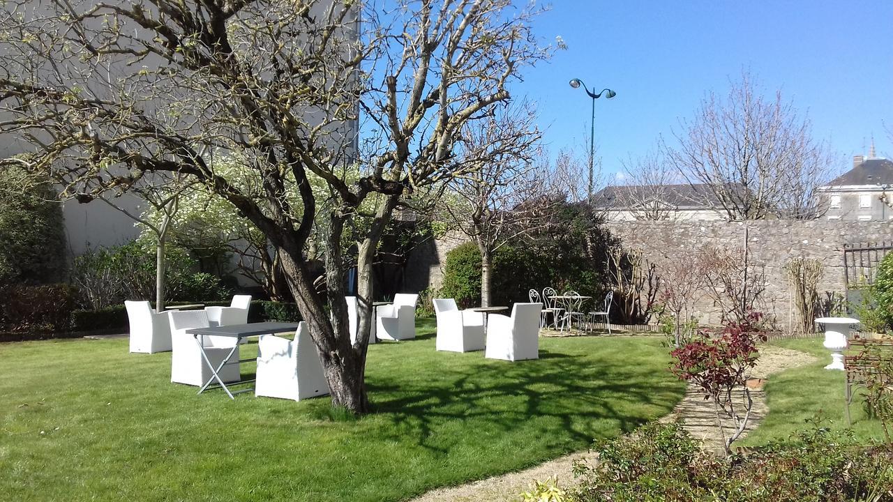 Logis Hotel L'Europe Pontivy Bagian luar foto