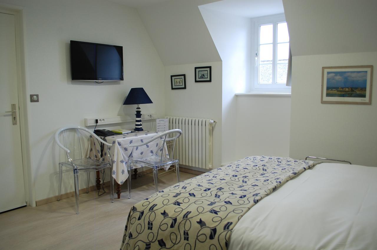 Logis Hotel L'Europe Pontivy Bagian luar foto