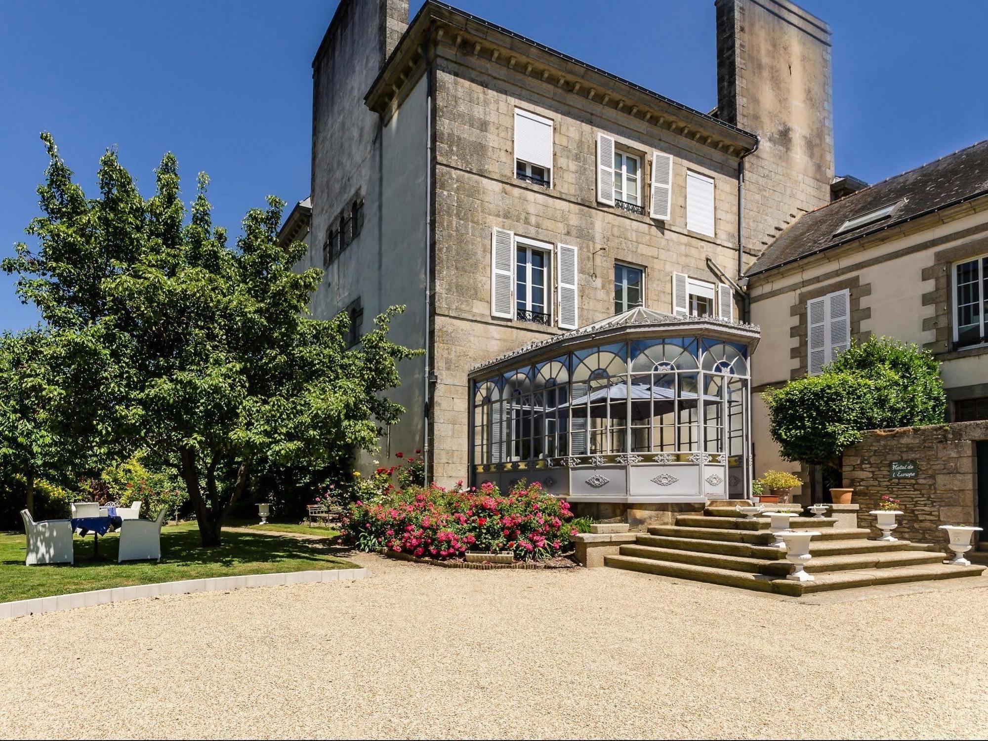 Logis Hotel L'Europe Pontivy Bagian luar foto