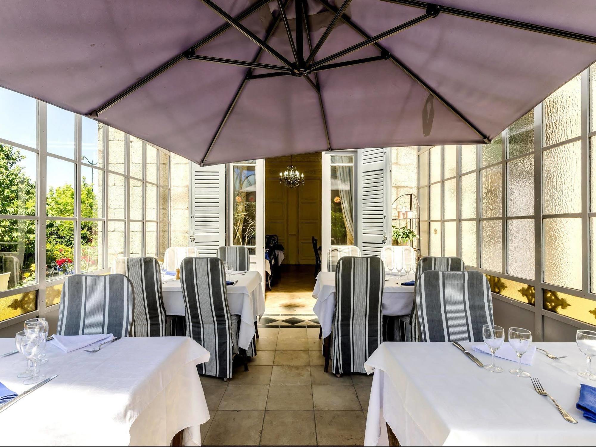 Logis Hotel L'Europe Pontivy Bagian luar foto