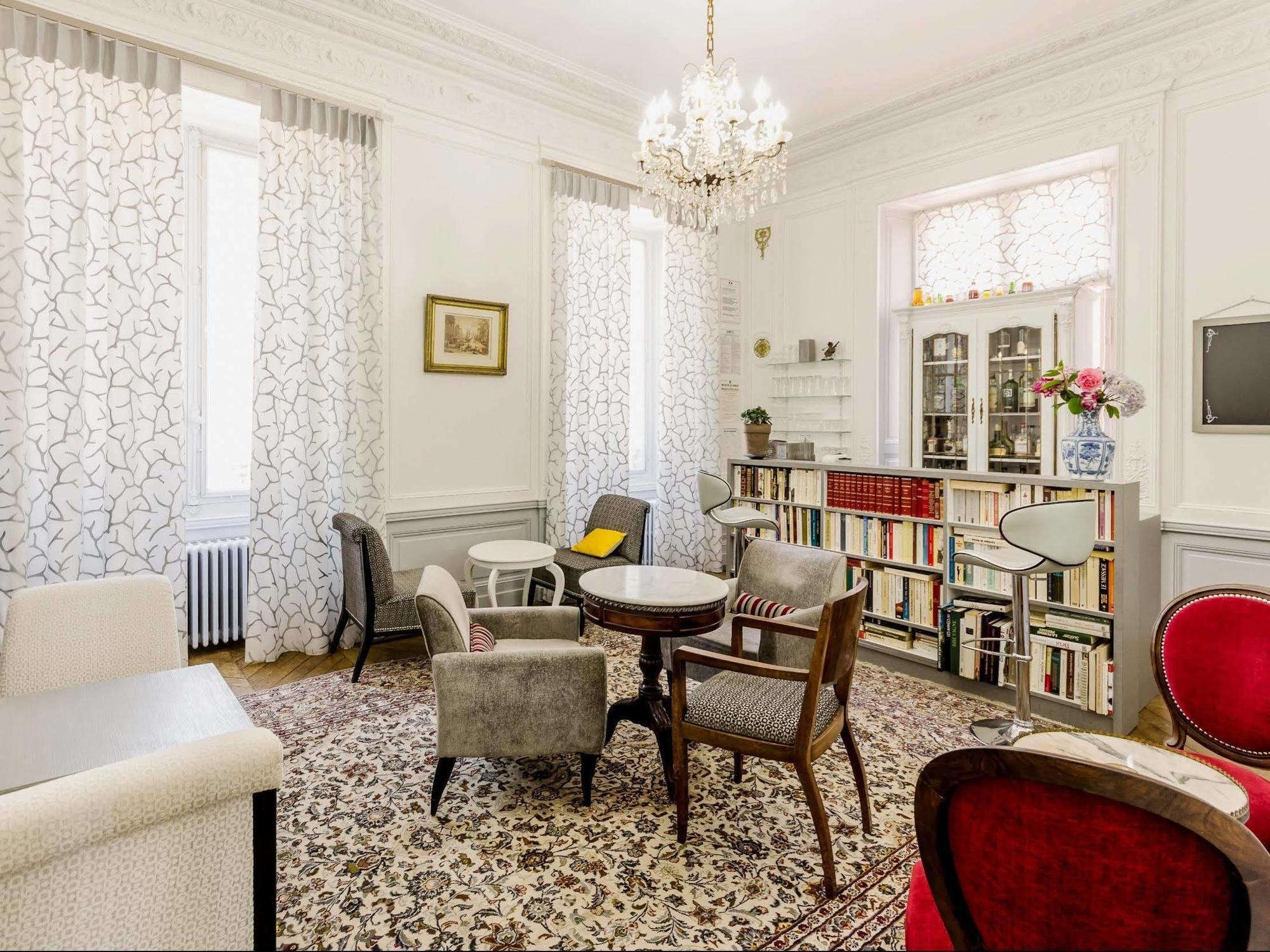 Logis Hotel L'Europe Pontivy Bagian luar foto